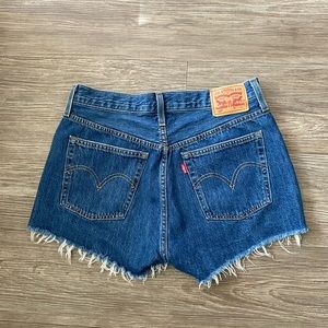 Levi’s dark blue denim shorts